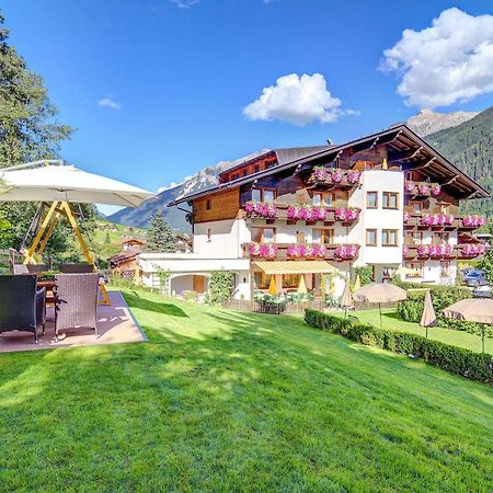 Hotel Christoph Нойштифт-им-Штубайталь Экстерьер фото